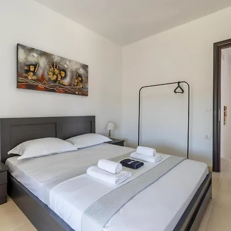 Paliouri Villas