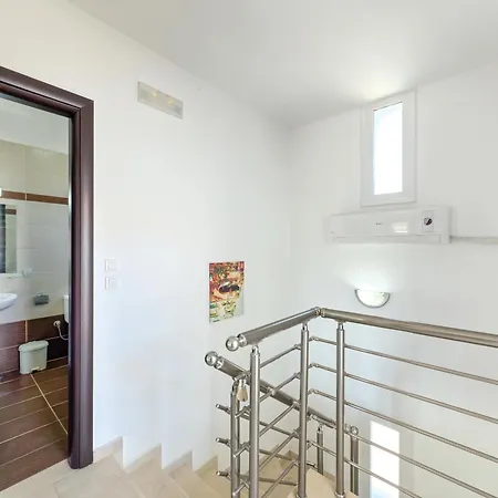 Paliouri Villas Vila *