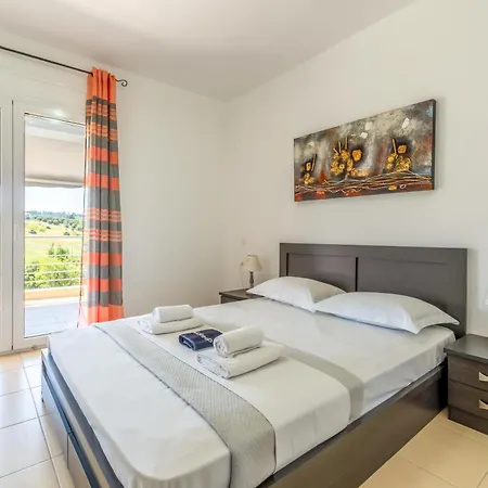 Paliouri Villas فيلة