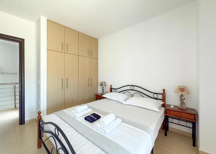 Villa Paliouri Villas *