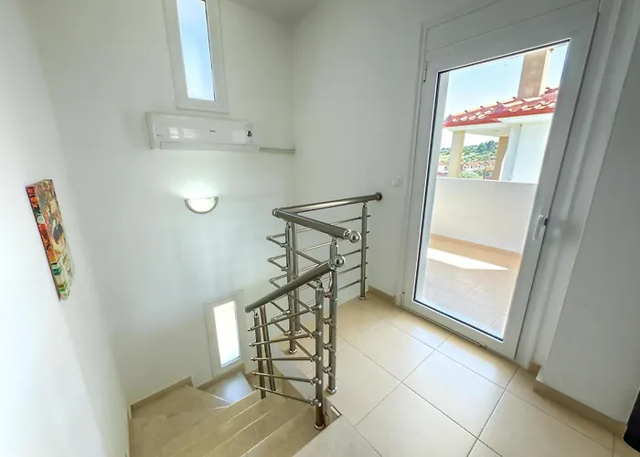 Villa Paliouri Villas